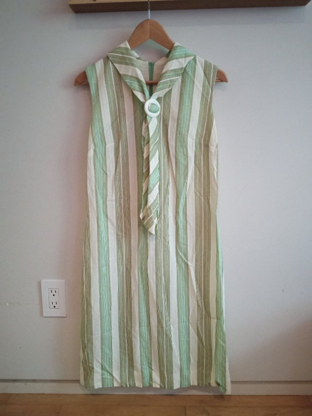 1960s Vintage Second Round Striped Dress - Picture 2 of 4